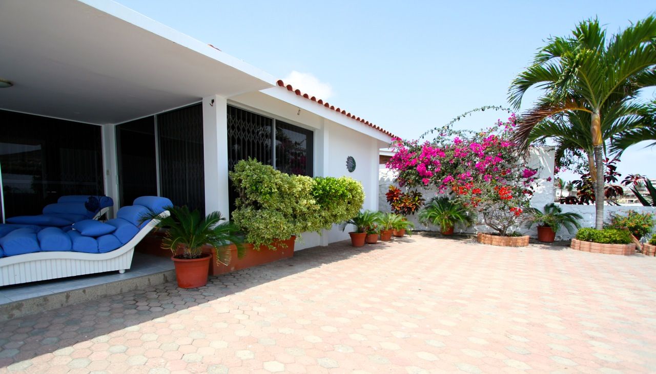 Real Estate in Punta Blanca Ecuador Your Heart Will Soar When You See