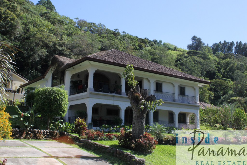 Exclusive Home in a Private Gated Community For Sale in Boquete, Panama