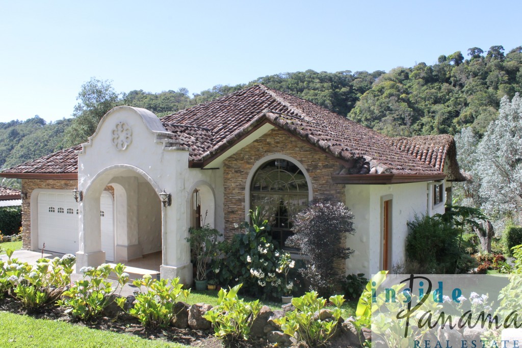 Exclusive Home in a Private Gated Community For Sale in Boquete, Panama Exclusive Home in a Private Gated Community For Sale in Boquete, Panama