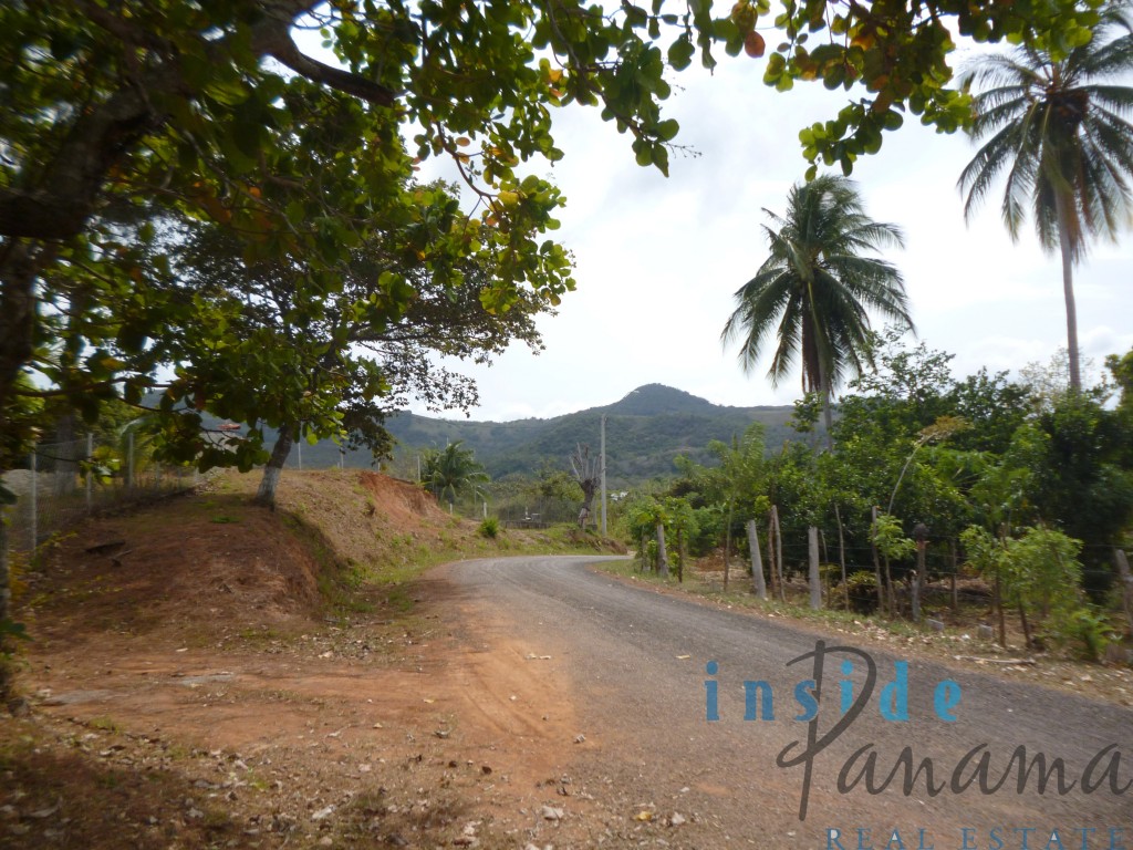 Cozy house on a big piece of land in Penonome, Panama