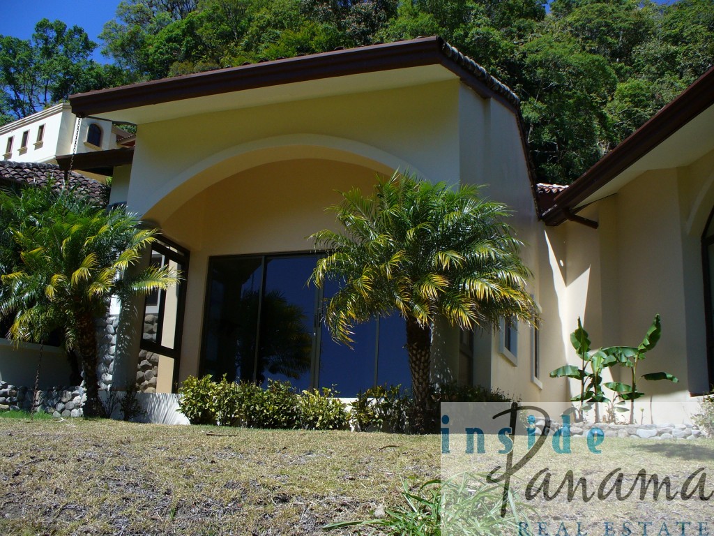 For Sale Beautiful Home in the Mountain Town of Boquete