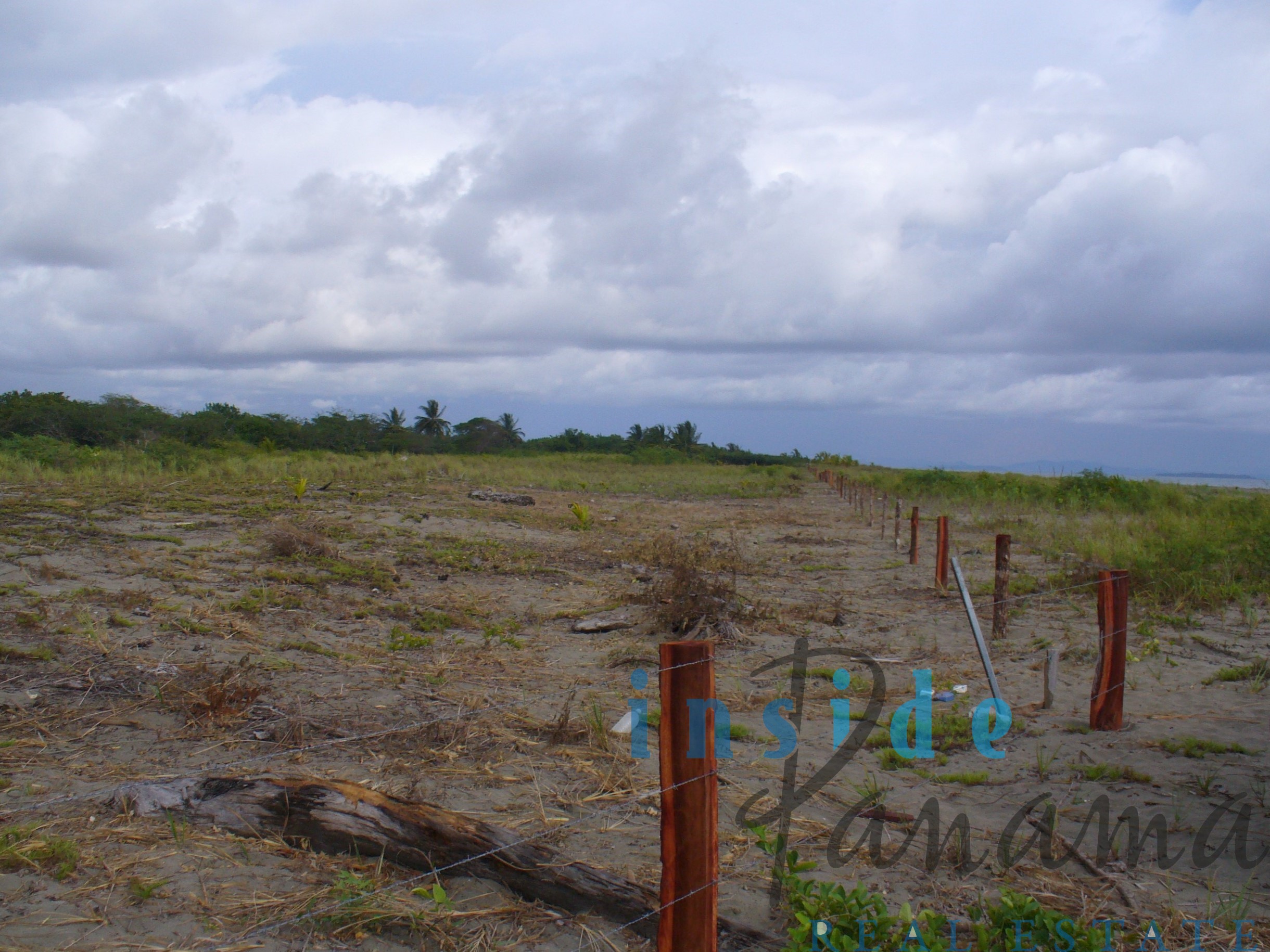 Playa las Lajas Panama Real Estate Fantastic 2.5 Hectare Beachfront Lot in Las Lajas, Chiriqui