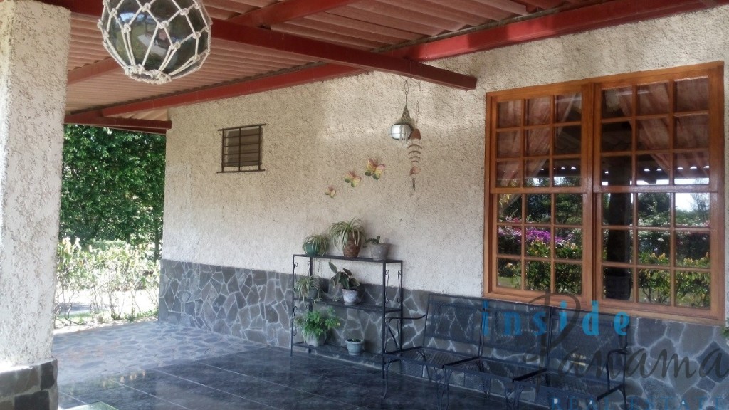 4 Bedroom ChaletStyle House for sale in El Valle de Anton