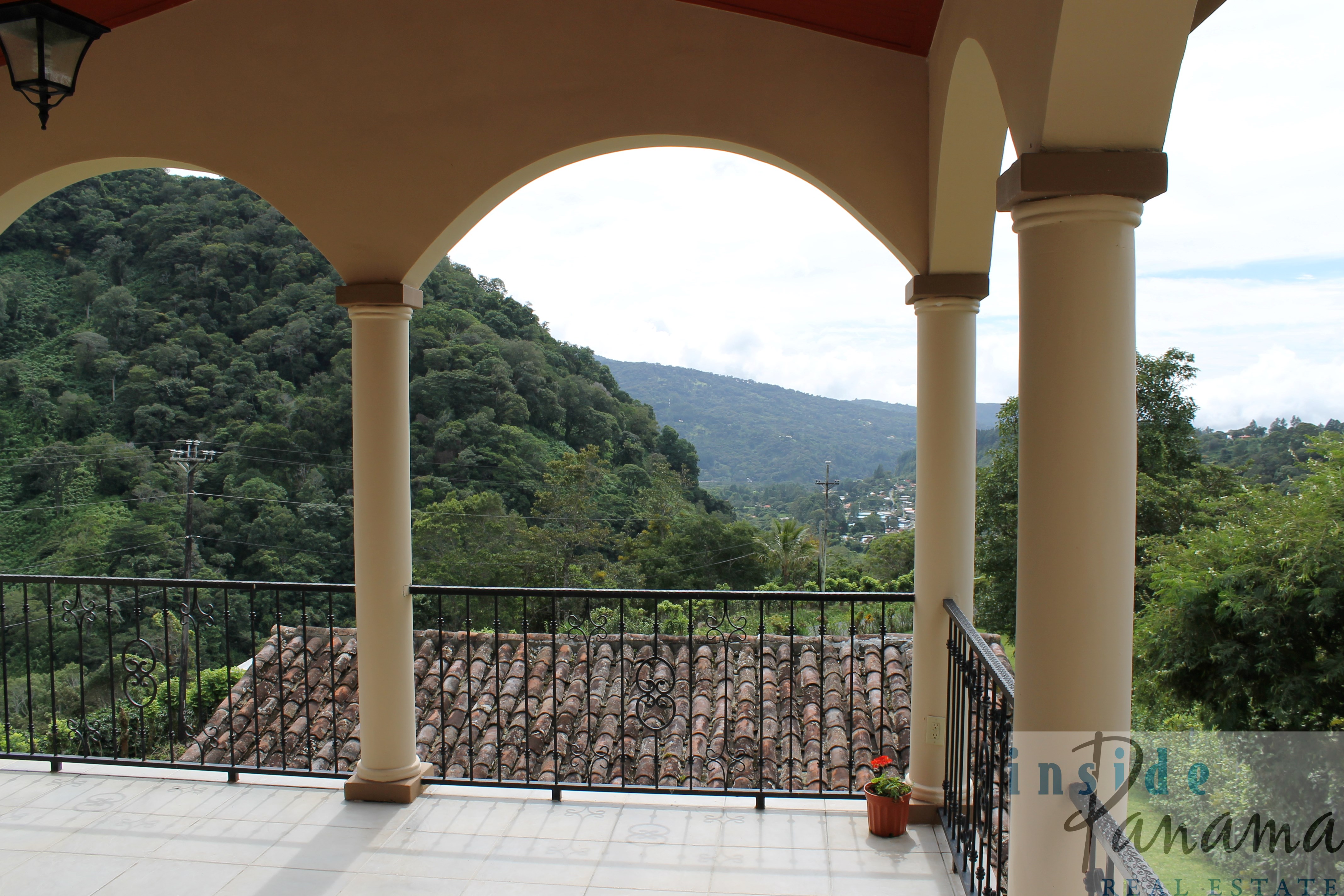 Alto Quiel Panama Real Estate Amazing Home with Mountain View in