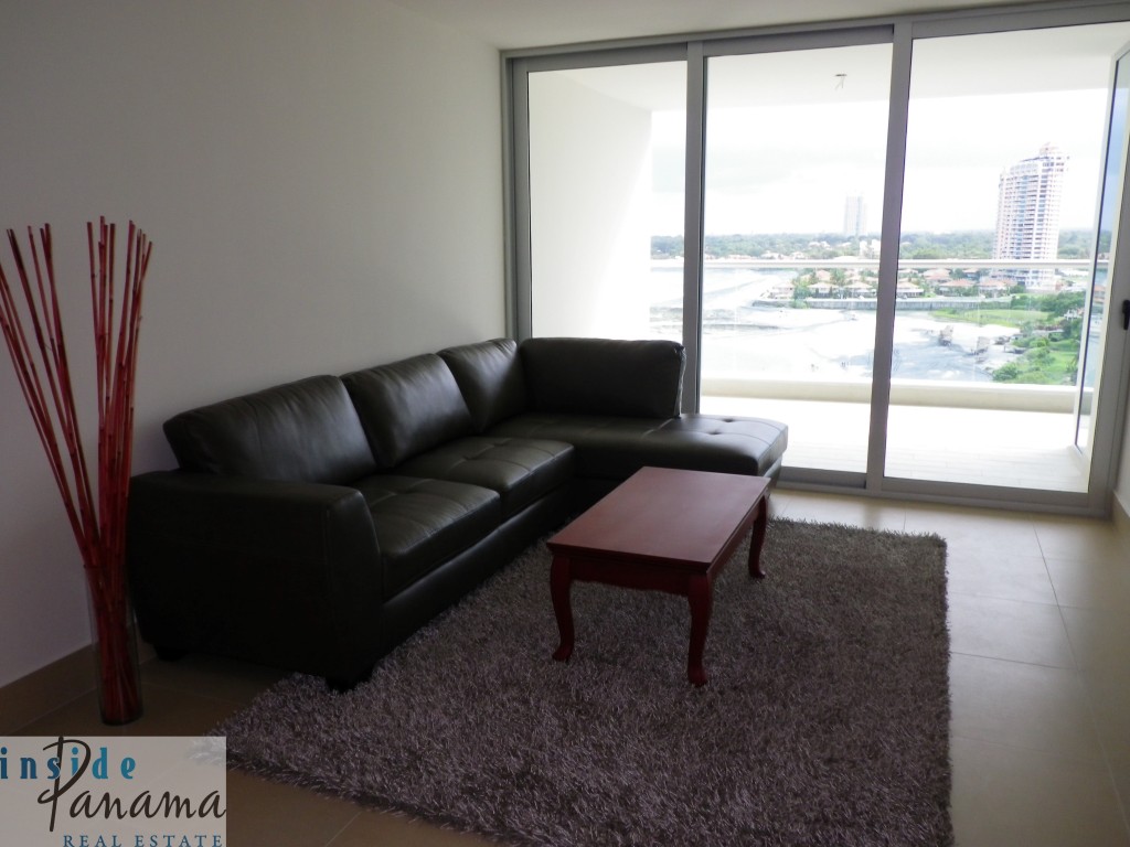 For Sale 2 Bedroom Beachfront Condo in Bahia Tower 2,