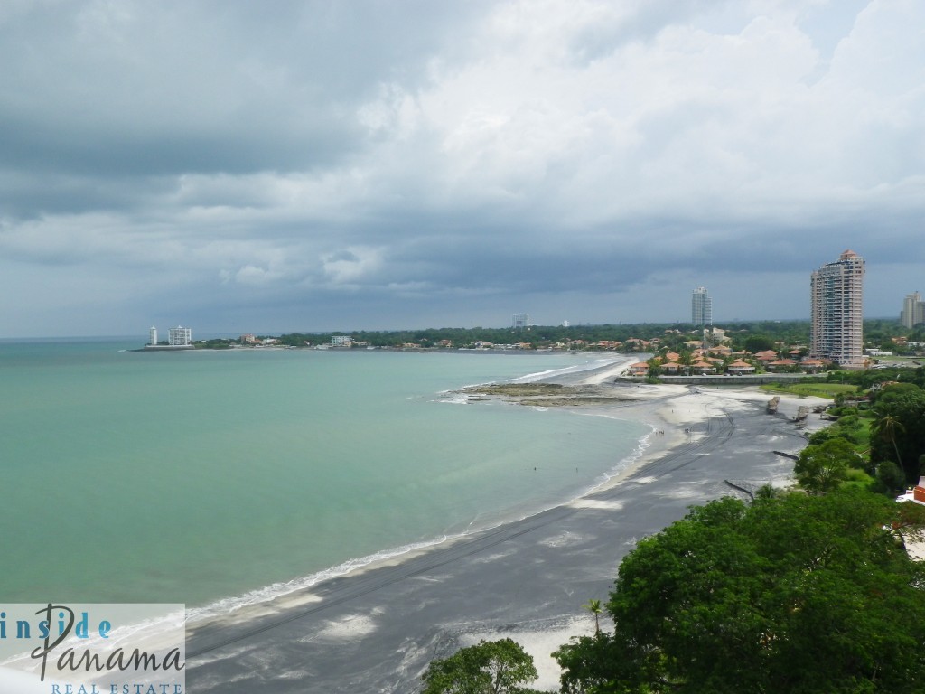For Sale 2 Bedroom Beachfront Condo in Bahia Tower 2,