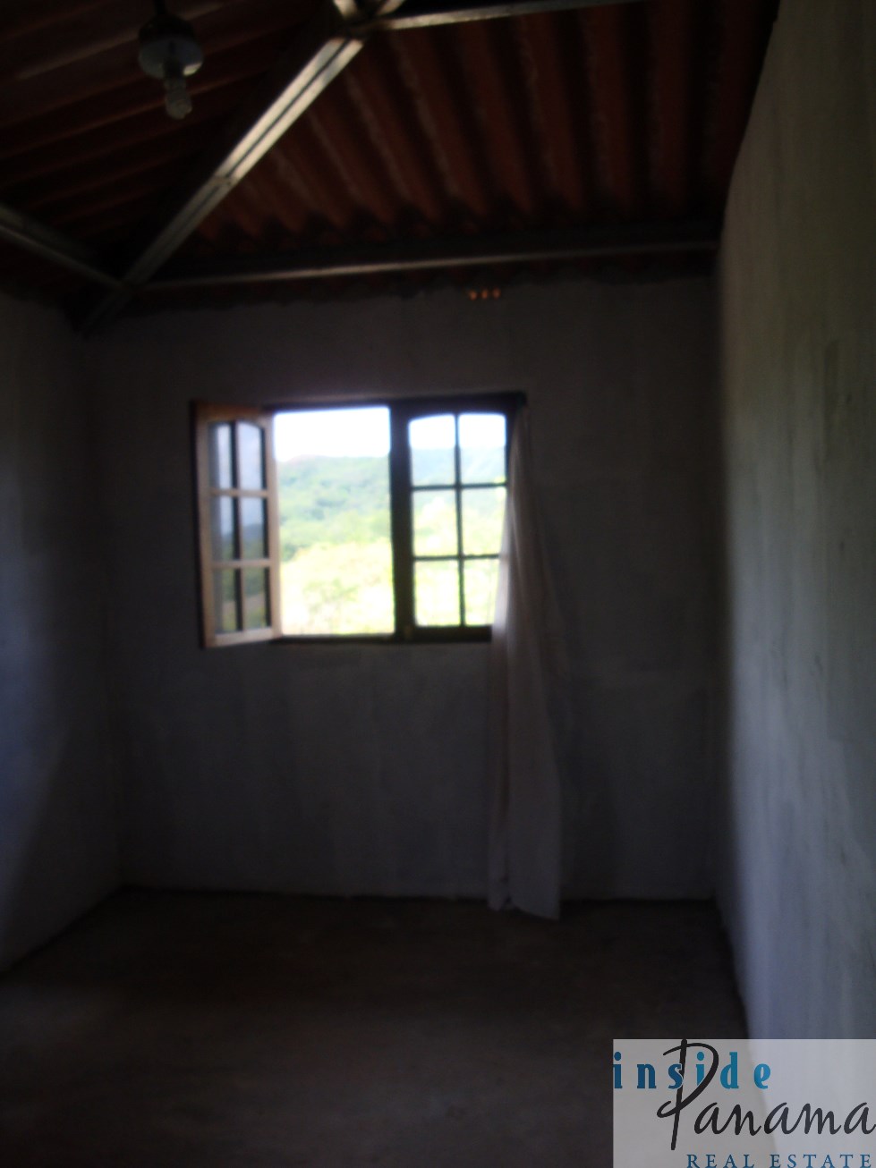 Chitre Panama Real Estate 7.4 Hectare Farm And Home For Sale Near