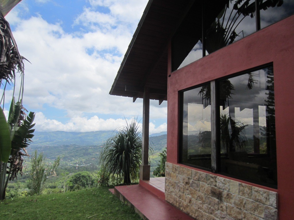 Getaway Mountain Home On 2 Acres Above San Isidro With City Views