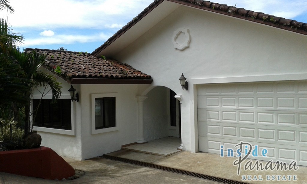 Large Estate Home with Spectacular Views for Sale in Boquete, Panama