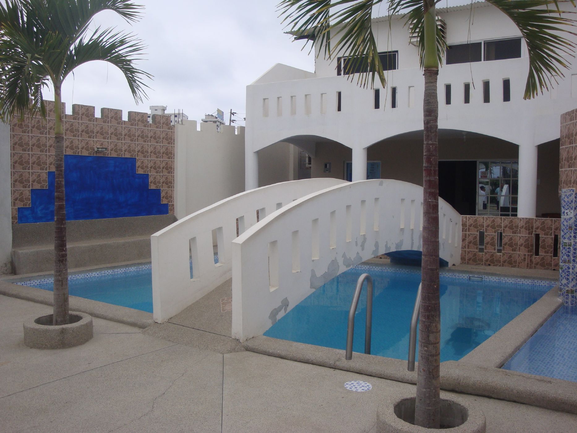 Real Estate in Salinas Ecuador An Apartment, Three Suites, A Place To