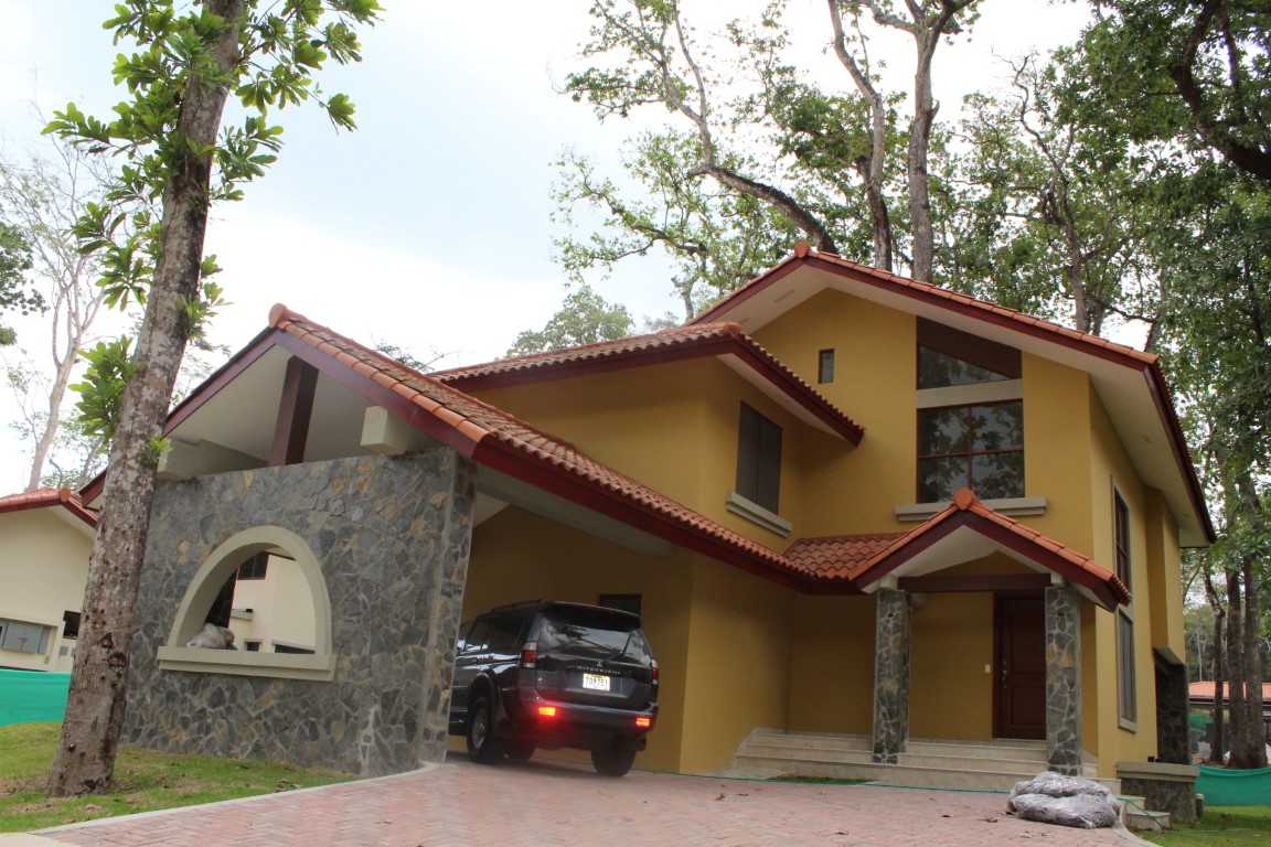 Real Estate in Panama Panama Gated Community, Panama Canal Zone Home for rent