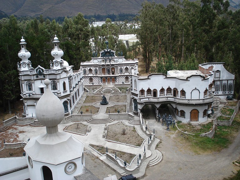 Unique Sale Castle in the Middle of the Earth