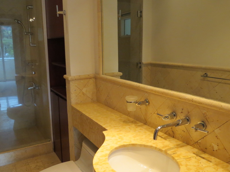 Apartment for sale with excellent layout and location in Escazu