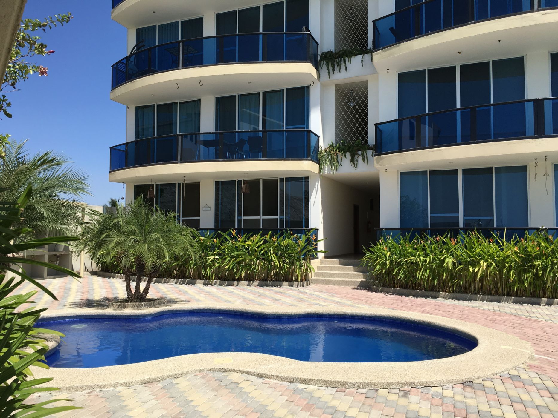 Real Estate in Punta Blanca Ecuador Where The Ocean Meets The Sky