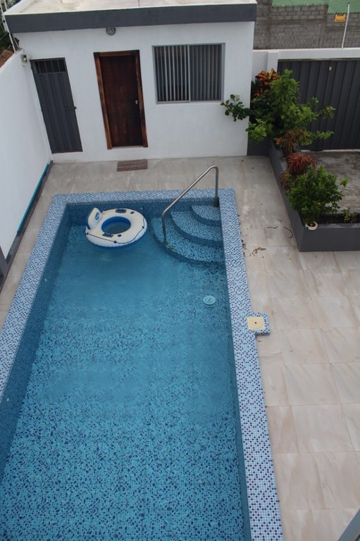 Ballenita Modern Contemporary Home With Pool and Huge Rooftop Terrace.