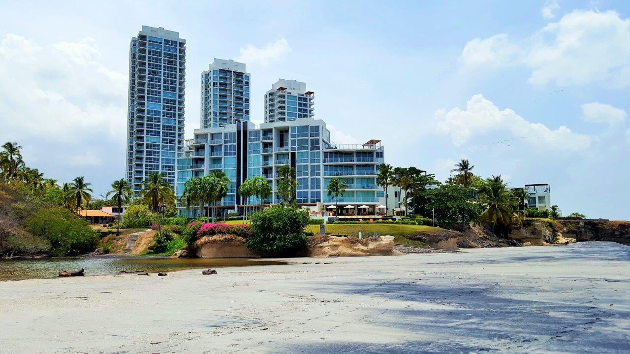Real Estate in San Carlos District Panama Luxury Condo For Rent at