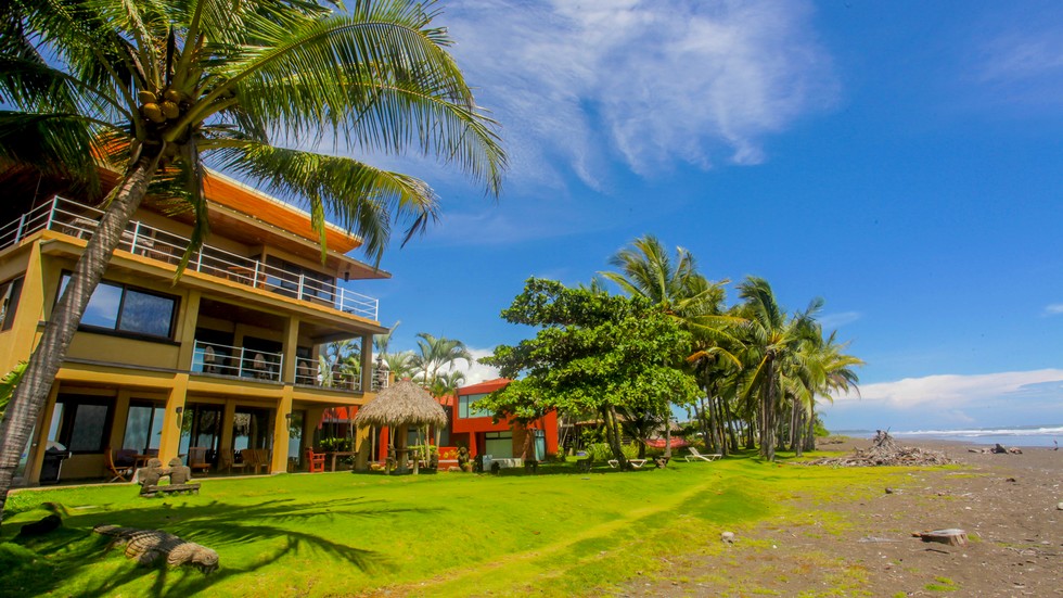 Oceanfront Home on World Class Beach Break at Playa Hermosa