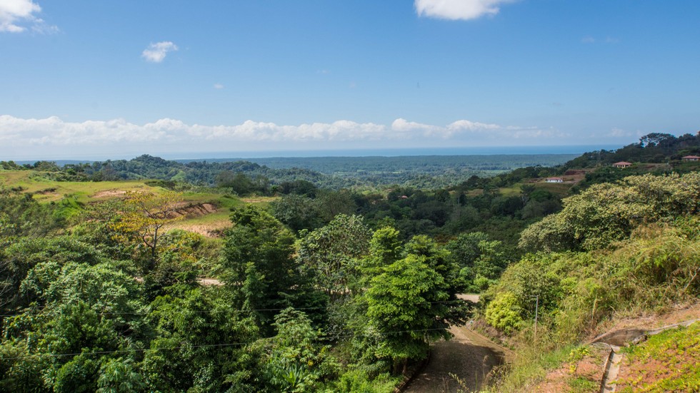 Modern Ocean View Home Overlooking the Osa Peninsula