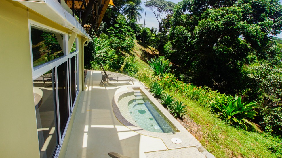 Affordable Vacation Home With Expansion Opportunities in Ojochal